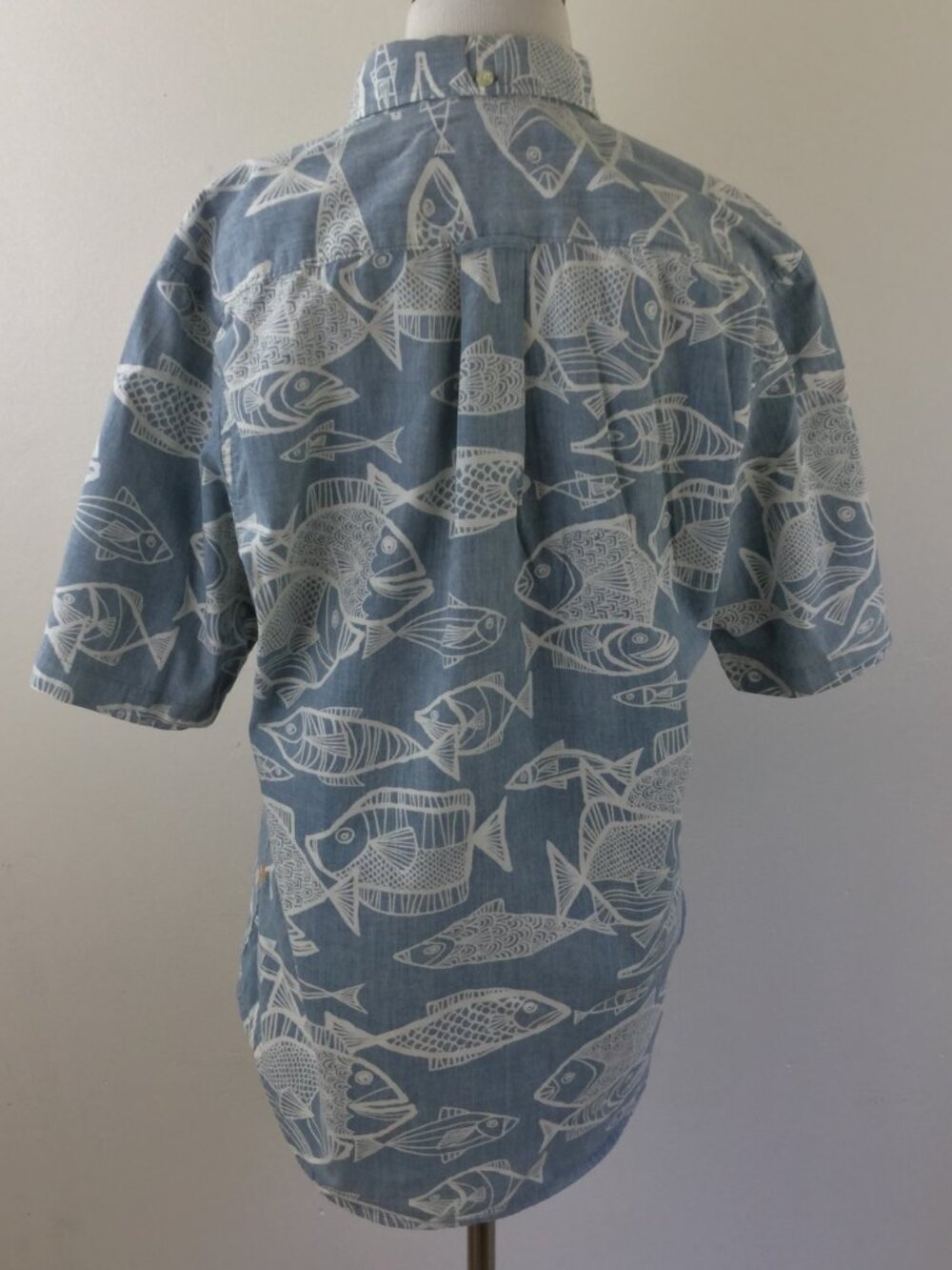 Reyn Spooner Blue Fish Short Sleeve Shirt m - Picture 4 of 7
